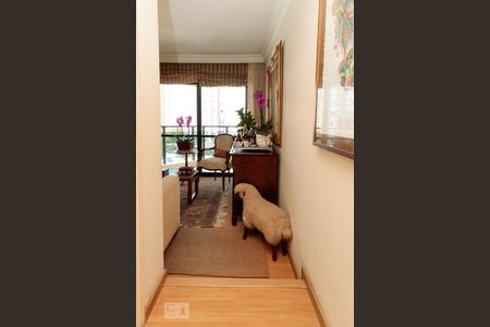 Entrada de apartamento à venda com 2 quartos, 90m² em Paraíso, São Paulo