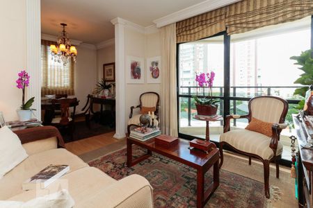 Apartamento à venda com 90m², 2 quartos e 2 vagasSala