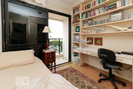 Apartamento à venda com 90m², 2 quartos e 2 vagasQuarto 2