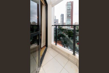 Apartamento à venda com 90m², 2 quartos e 2 vagasVaranda