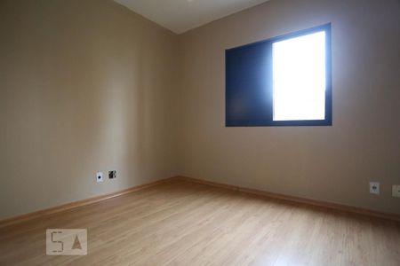 Quarto 1 de apartamento para alugar com 3 quartos, 70m² em Vila Gomes, São Paulo