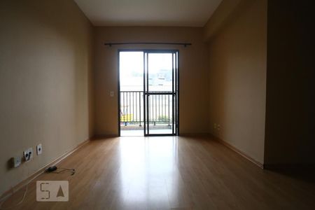 Sala de apartamento para alugar com 3 quartos, 70m² em Vila Gomes, São Paulo