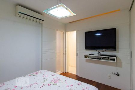 Apartamento à venda com 170m², 4 quartos e 2 vagasSuite 1