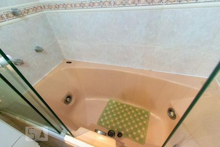 Apartamento à venda com 170m², 4 quartos e 2 vagasBanheiro Suite 4