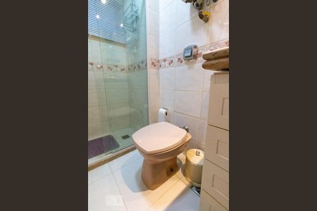 Apartamento à venda com 170m², 4 quartos e 2 vagasBanheiro Suites 2 e 3