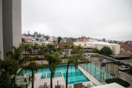 Vista da Suíte 1 de apartamento para alugar com 2 quartos, 64m² em São João, Porto Alegre