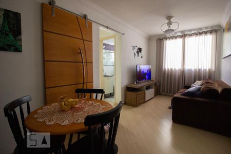 Apartamento para alugar com 43m², 2 quartos e 1 vagaSala