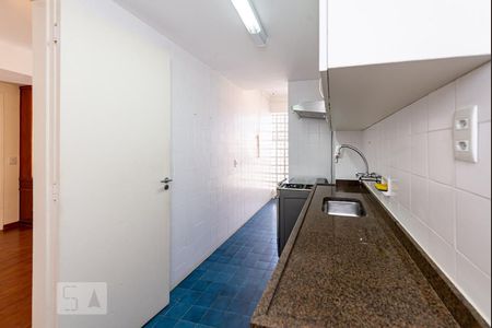 Apartamento à venda com 74m², 2 quartos e 1 vagaCozinha