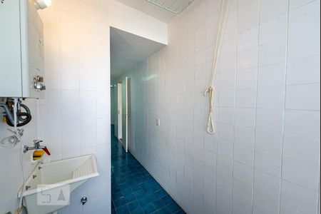 Apartamento à venda com 74m², 2 quartos e 1 vagaÁrea de Serviço