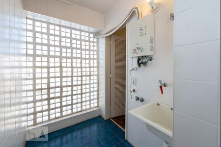 Apartamento à venda com 74m², 2 quartos e 1 vagaÁrea de Serviço