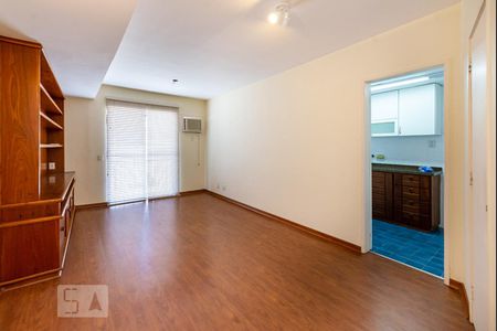 Apartamento à venda com 74m², 2 quartos e 1 vagaSala