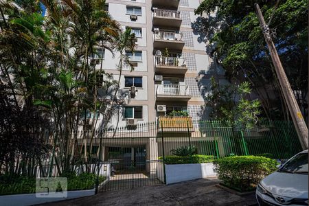 Apartamento à venda com 74m², 2 quartos e 1 vagaFachada