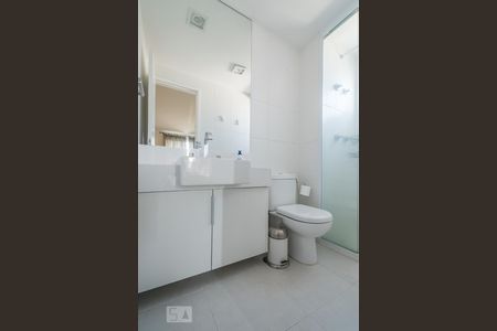 Apartamento à venda com 68m², 1 quarto e 2 vagasBanheiro