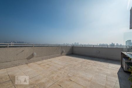 Apartamento à venda com 68m², 1 quarto e 2 vagasVaranda