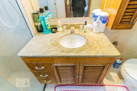 Apartamento à venda com 100m², 3 quartos e 1 vaga Apartamento à venda com 100m², 3 quartos e 1 vagaDetalhe banheiro