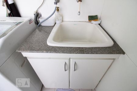 Apartamento à venda com 100m², 3 quartos e 1 vaga Apartamento à venda com 100m², 3 quartos e 1 vagaDetalhe Área de Serviço