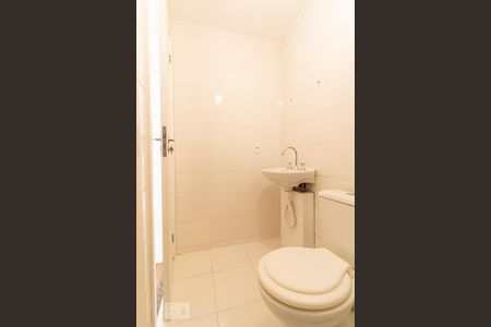 Apartamento para alugar com 118m², 2 quartos e 2 vagas Apartamento para alugar com 118m², 2 quartos e 2 vagasBanheiro Social