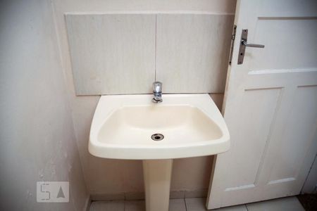 Casa à venda com 120m², 2 quartos e 1 vagaDetalhe banheiro