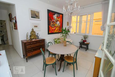 Sala de apartamento para alugar com 2 quartos, 89m² em Laranjeiras, Rio de Janeiro