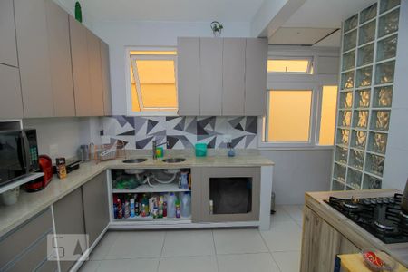 Apartamento à venda com 89m², 2 quartos e 1 vaga Apartamento à venda com 89m², 2 quartos e 1 vagaCozinha - Armários