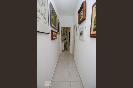 Apartamento à venda com 89m², 2 quartos e 1 vaga Apartamento à venda com 89m², 2 quartos e 1 vagaCorredor