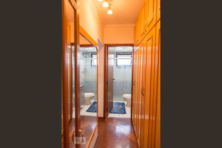 Apartamento à venda com 96m², 3 quartos e 2 vagasCloset Quarto 2