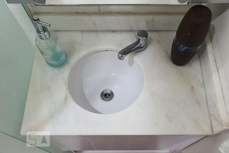 Apartamento à venda com 36m², 1 quarto e 1 vagaBanheiro da suíte