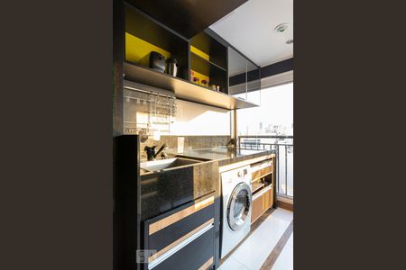 Apartamento para alugar com 37m², 1 quarto e 1 vaga Apartamento para alugar com 37m², 1 quarto e 1 vagaVaranda