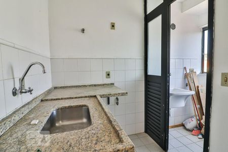 Cozinha de kitnet/studio para alugar com 1 quarto, 48m² em Bela Vista, São Paulo