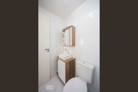 Apartamento à venda com 46m², 2 quartos e 1 vaga Apartamento à venda com 46m², 2 quartos e 1 vagaBanheiro