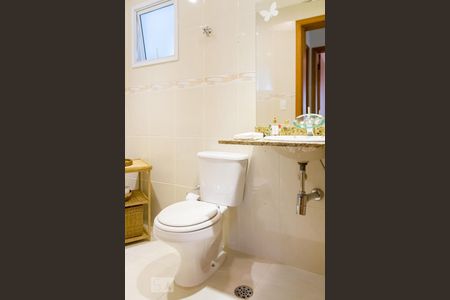 Lavabo de apartamento para alugar com 3 quartos, 210m² em Santa Maria, São Caetano do Sul