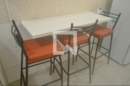 Sala/Cozinha de apartamento para alugar com 2 quartos, 32m² em Pari, São Paulo