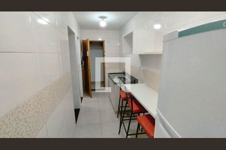 Sala/Cozinha de apartamento para alugar com 2 quartos, 32m² em Pari, São Paulo
