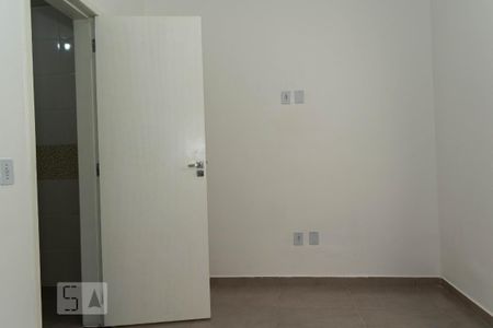 Quarto 1  de apartamento para alugar com 2 quartos, 32m² em Pari, São Paulo