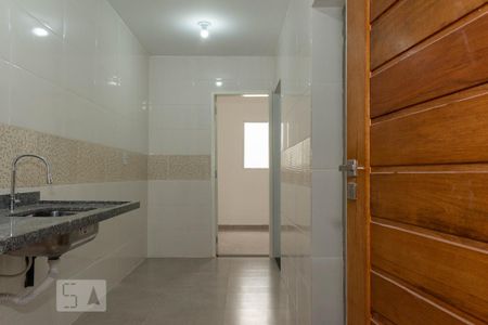 Cozinha de apartamento para alugar com 2 quartos, 32m² em Pari, São Paulo