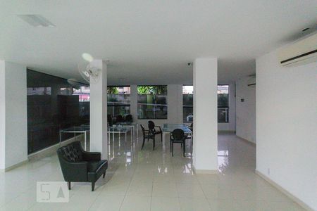 Apartamento à venda com 55m², 2 quartos e 1 vagaÁrea Comum - Salão de Festas