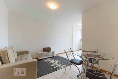 Sala de apartamento para alugar com 1 quarto, 34m² em Centro, Rio de Janeiro