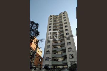 Apartamento para alugar com 66m², 2 quartos e 1 vagaFachada