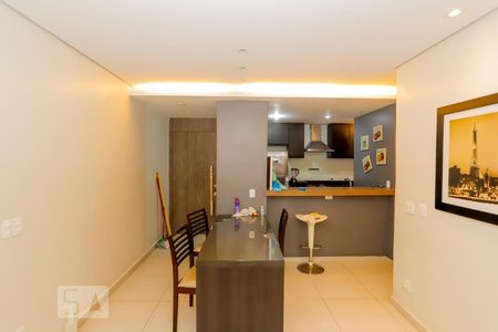 Apartamento à venda com 95m², 3 quartos e sem vagaSala