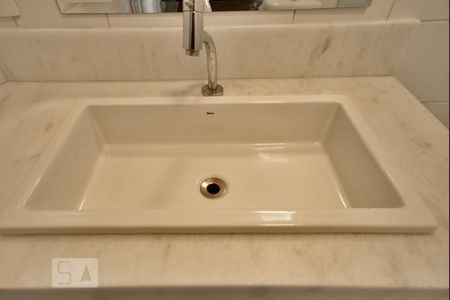 Apartamento à venda com 65m², 1 quarto e sem vagaPia