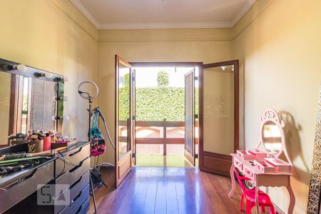 Casa de condomínio para alugar com 390m², 4 quartos e 4 vagasQuarto 2