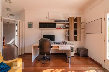 Escritórioq de casa de condomínio para alugar com 4 quartos, 390m² em Alphaville, Santana de Parnaíba