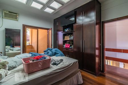 Casa de condomínio para alugar com 390m², 4 quartos e 4 vagasSuíte 1