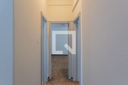 Corredor de apartamento para alugar com 3 quartos, 97m² em Centro, Belo Horizonte