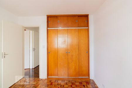 Quarto 1 de apartamento para alugar com 2 quartos, 84m² em Vila Olímpia, São Paulo