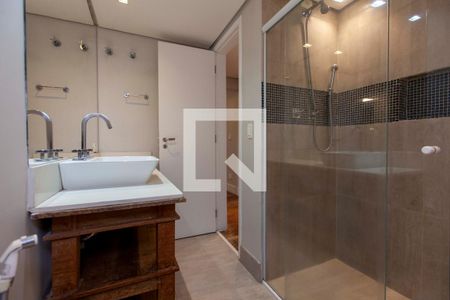 Apartamento para alugar com 93m², 3 quartos e 2 vagasBanheiro do corredor