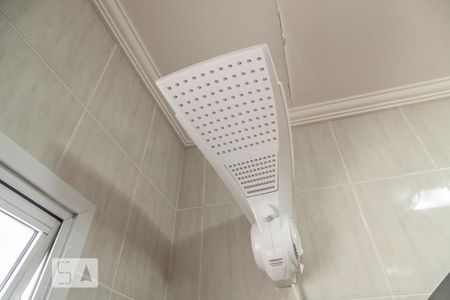 Casa à venda com 197m², 3 quartos e 2 vagas Casa à venda com 197m², 3 quartos e 2 vagasDetalhe banheiro