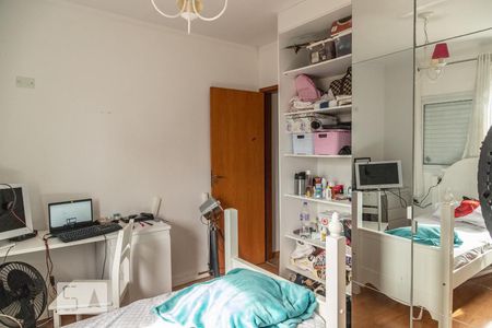 Casa à venda com 197m², 3 quartos e 2 vagas Casa à venda com 197m², 3 quartos e 2 vagasQuarto 2