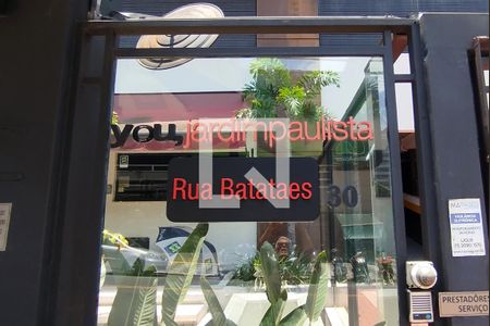 Studio à venda com 32m², 1 quarto e 1 vagaIdentificação do condomínio