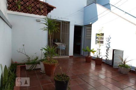 Casa à venda com 185m², 3 quartos e 2 vagasÁrea externa